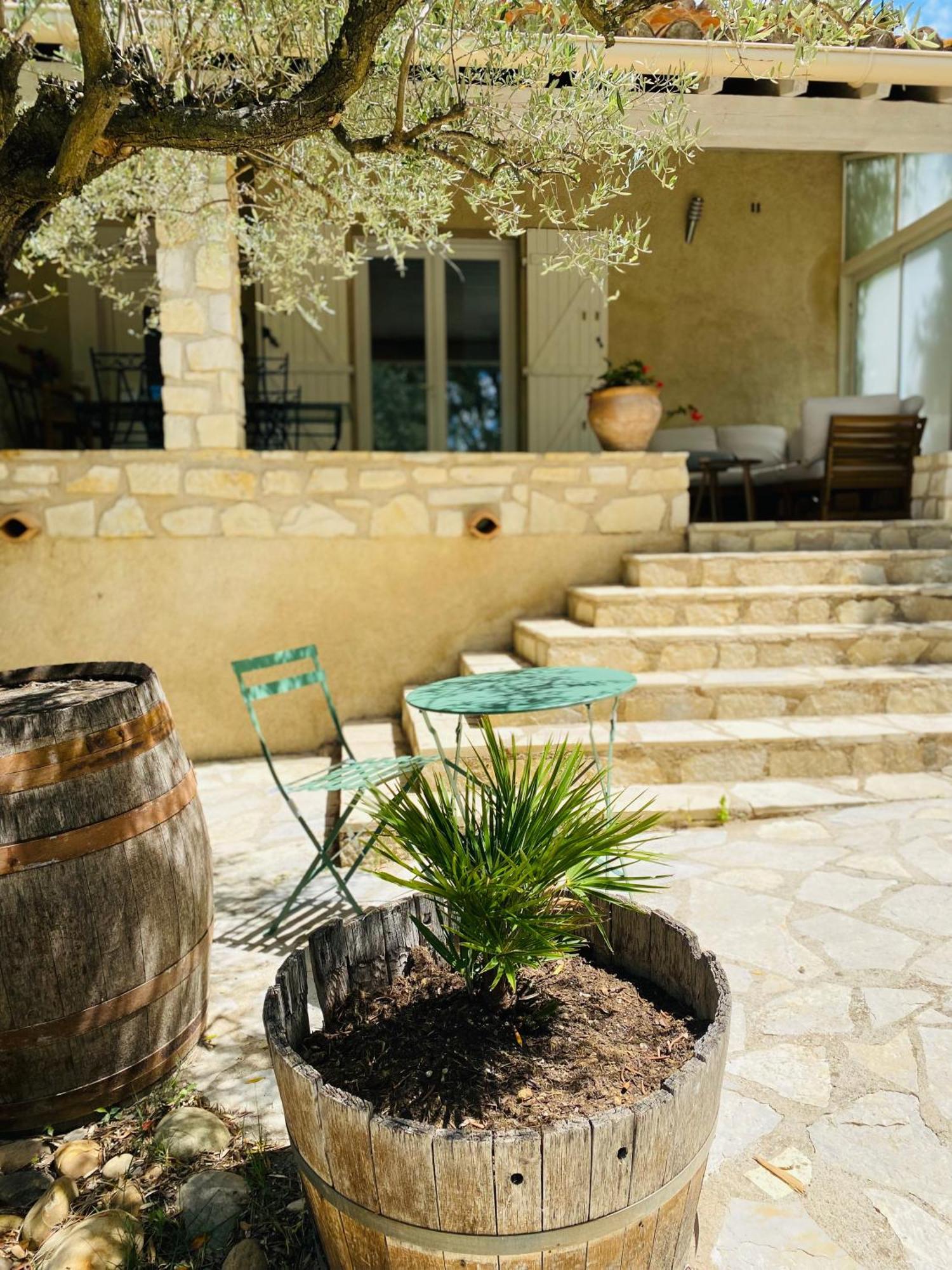 Magnifique Villa Typique Du Sud Avec Piscine Privee Et Jardin Mediterraneen Saint-Vincent-de-Barbeyrargues Exterior foto